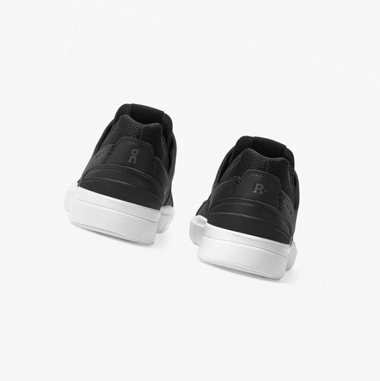 Black / White On The Roger Clubhouse Men Sneakers | EBAN71483