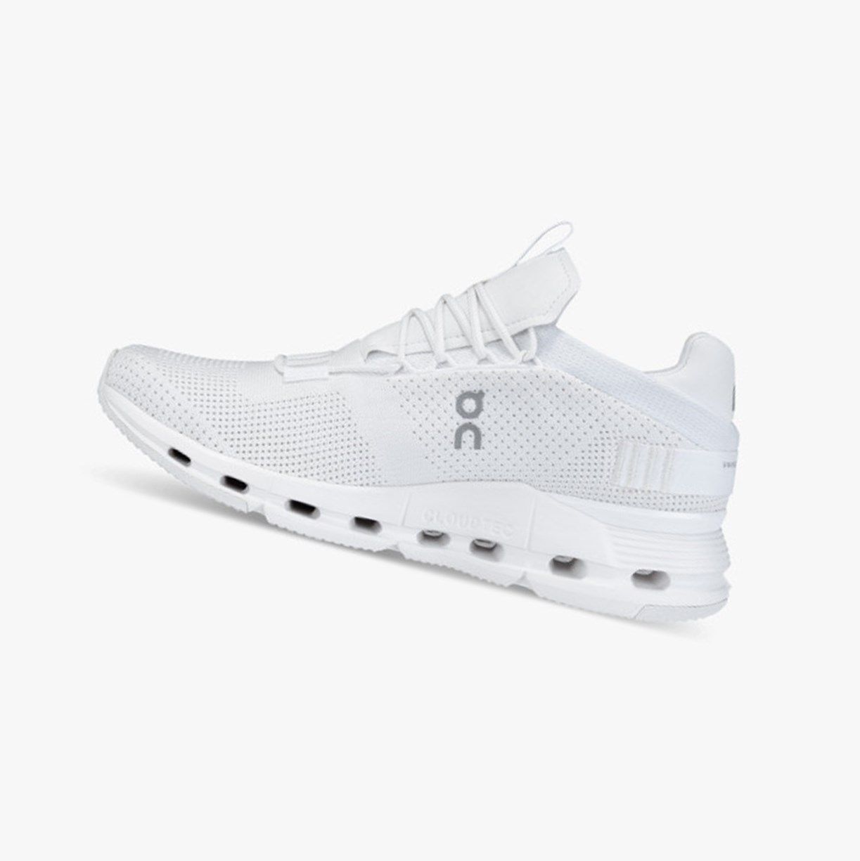 White On Cloudnova Men Sneakers | WXZR79281