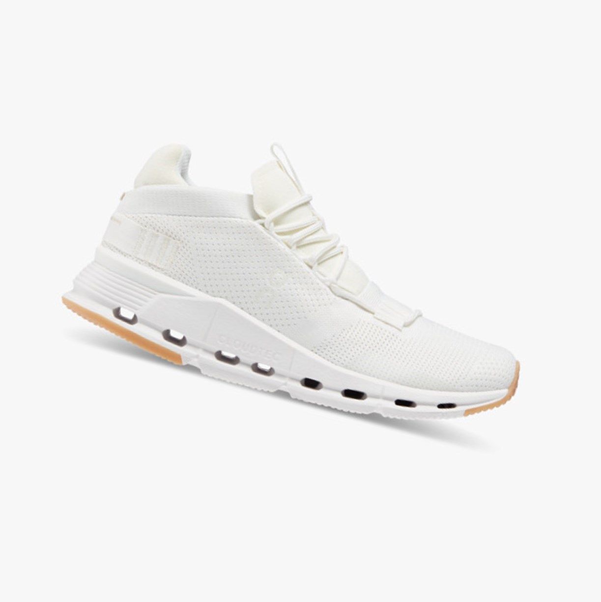 White On Cloudnova Men Sneakers | XUWF60143