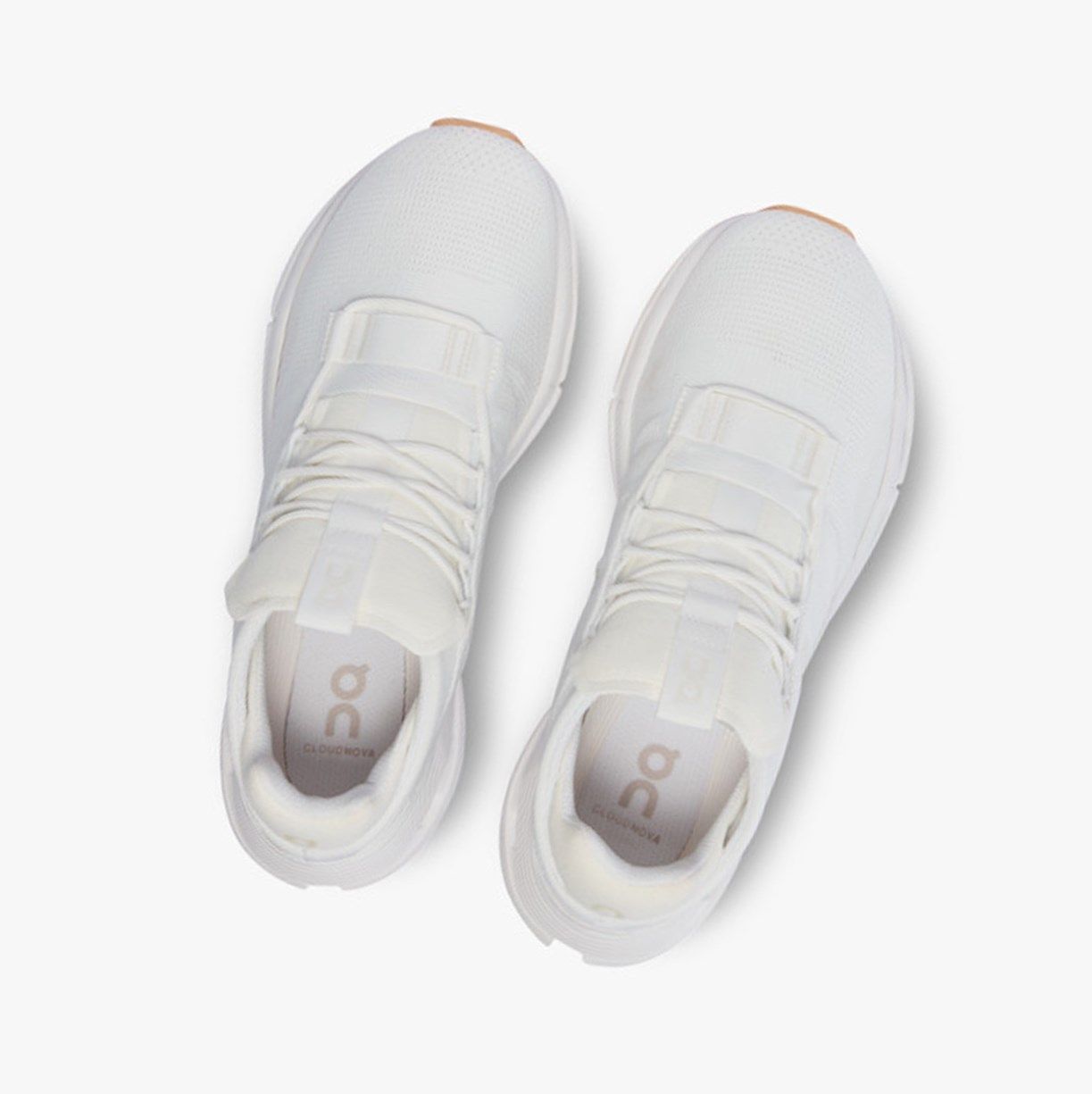 White On Cloudnova Women Sneakers | GVKL68751