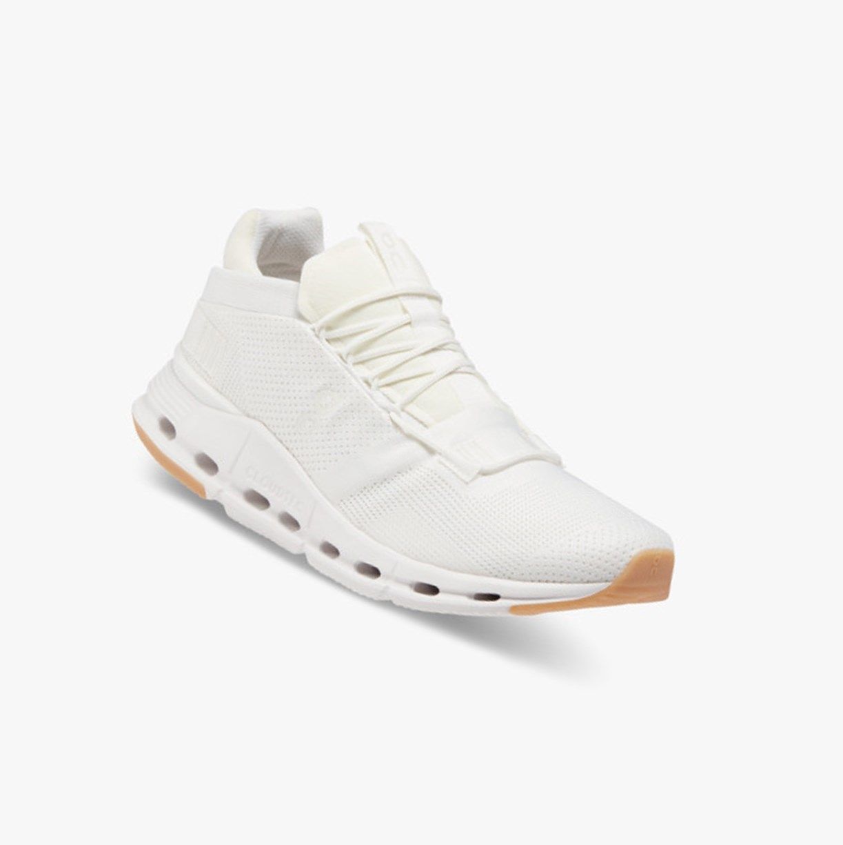 White On Cloudnova Women Sneakers | GVKL68751