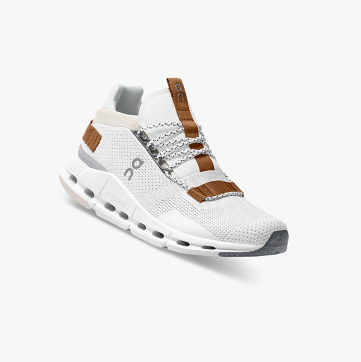 White On Cloudnova Women Sneakers | RXTV81760