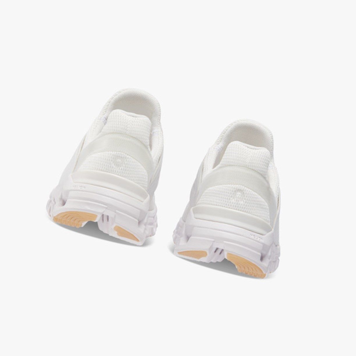 White On Cloudswift Undyed Men Training Shoes | EMCD43219