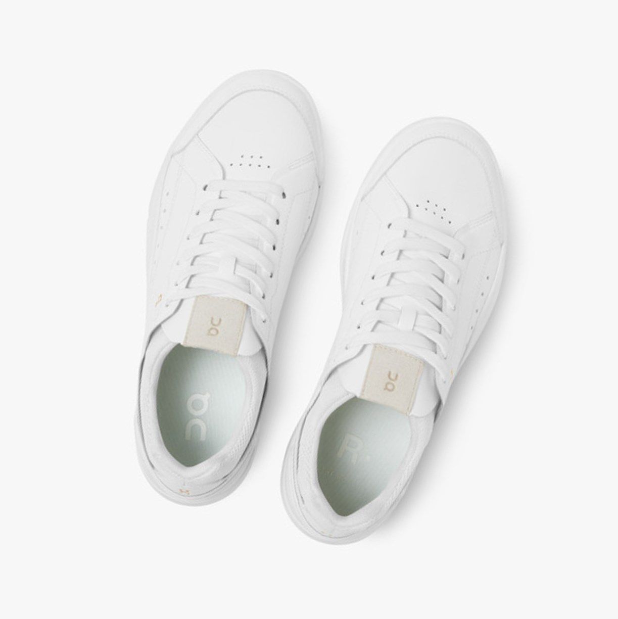 White On The Roger Centre Court Women Sneakers | NPIF83910